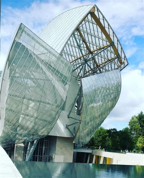 foundation louis vuitton frank gehry|Louis Vuitton foundation exhibition.